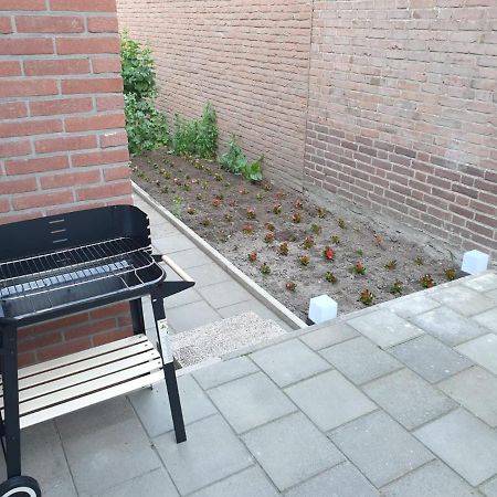 Apartamento Cosy House In The Heart Of The Center! Oostburg Exterior foto